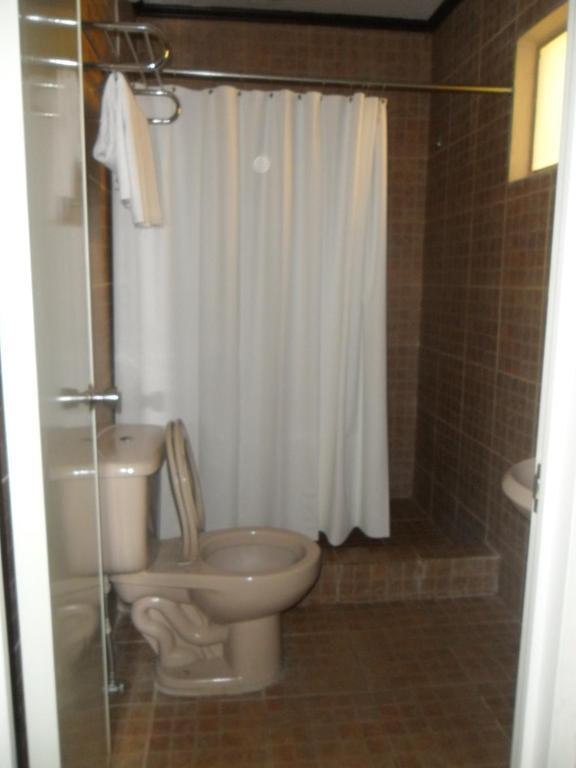Tagaytay Econo Hotel タガイタイ 部屋 写真