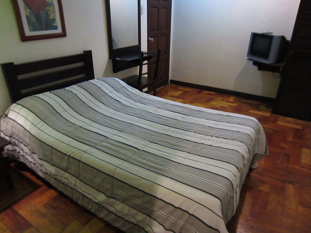 Tagaytay Econo Hotel タガイタイ エクステリア 写真
