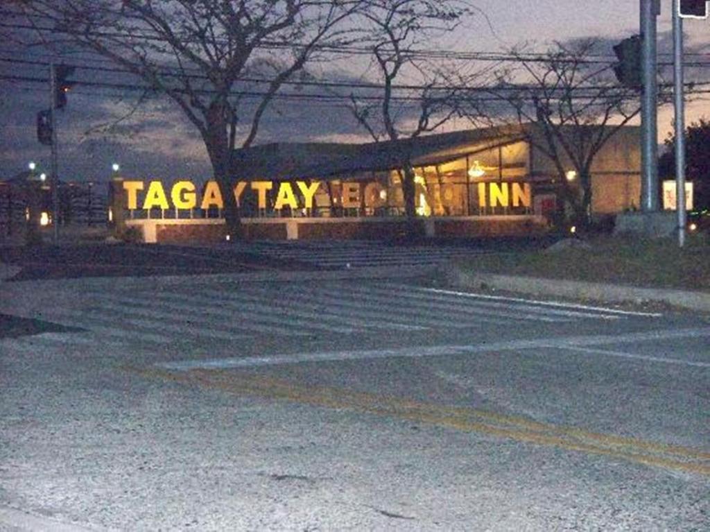 Tagaytay Econo Hotel タガイタイ エクステリア 写真