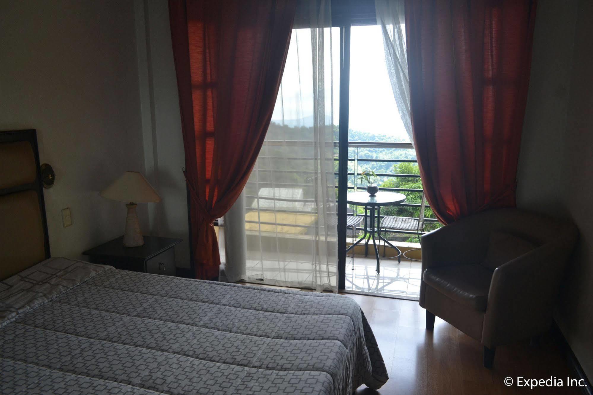 Tagaytay Econo Hotel タガイタイ エクステリア 写真