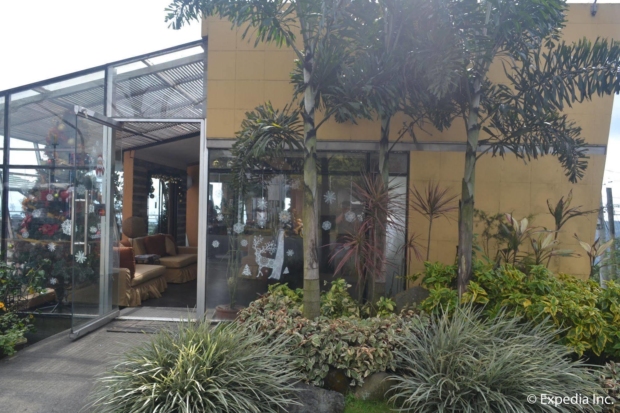 Tagaytay Econo Hotel タガイタイ エクステリア 写真